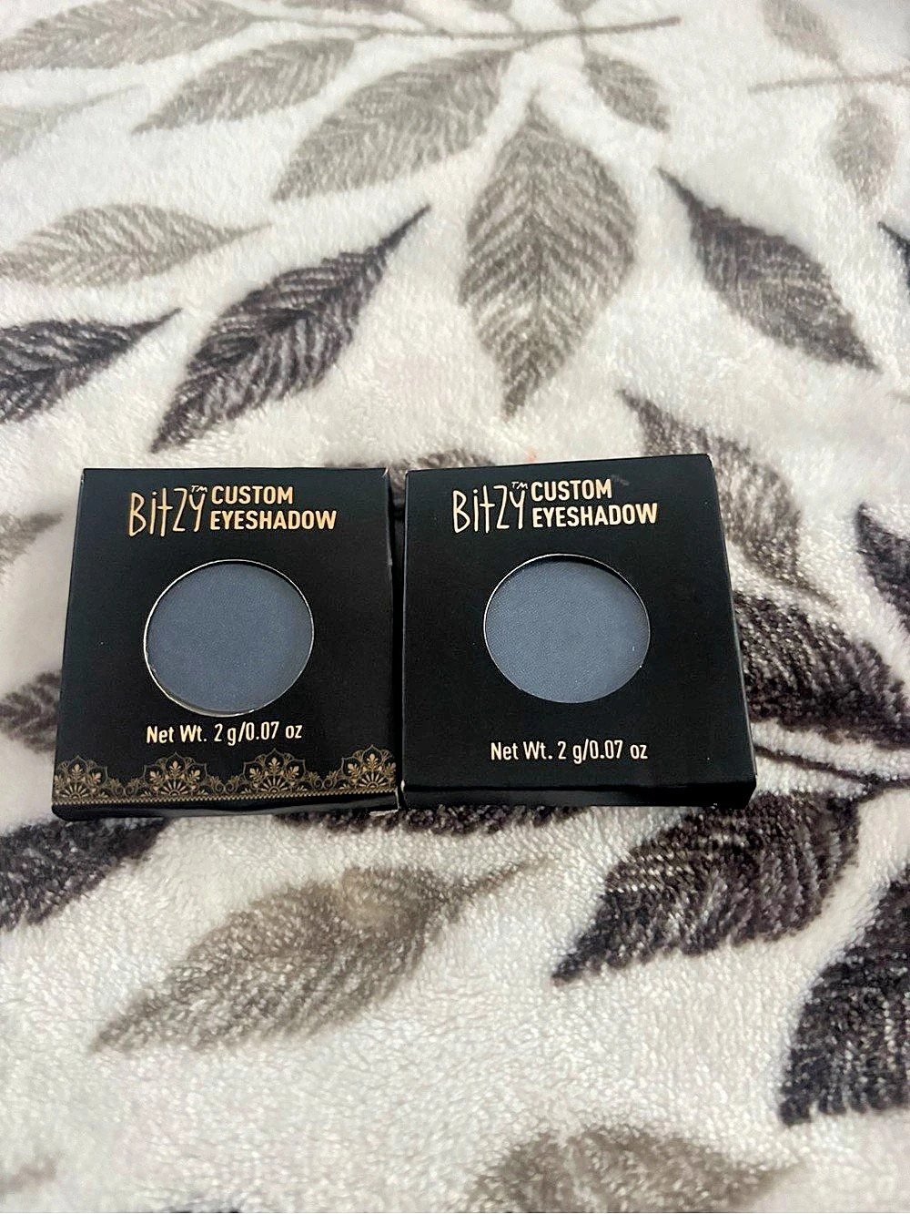 BitzY Custom Eyeshadow Duo In Strike Of Midnight Net Wt. 2 g/0.07 Oz e